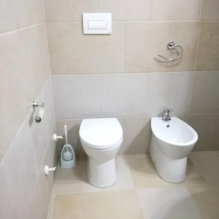 Studio In With Enclosed Garden And Wifi 8 Km From The Beach Apartman
