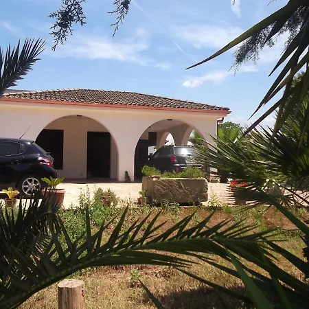 Apartman Studio In With Enclosed Garden And Wifi 8 Km From The Beach Nardò
